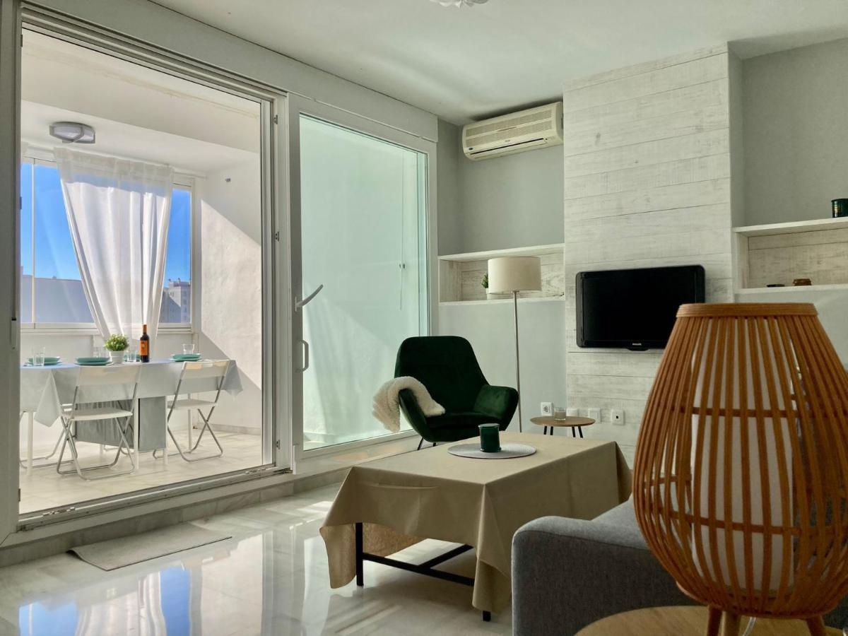 Atico Valdelagrana Playa - Aire Acondicionado Y Piscina Apartment เอลปูแอร์โต เด ซานตามาริอา ภายนอก รูปภาพ