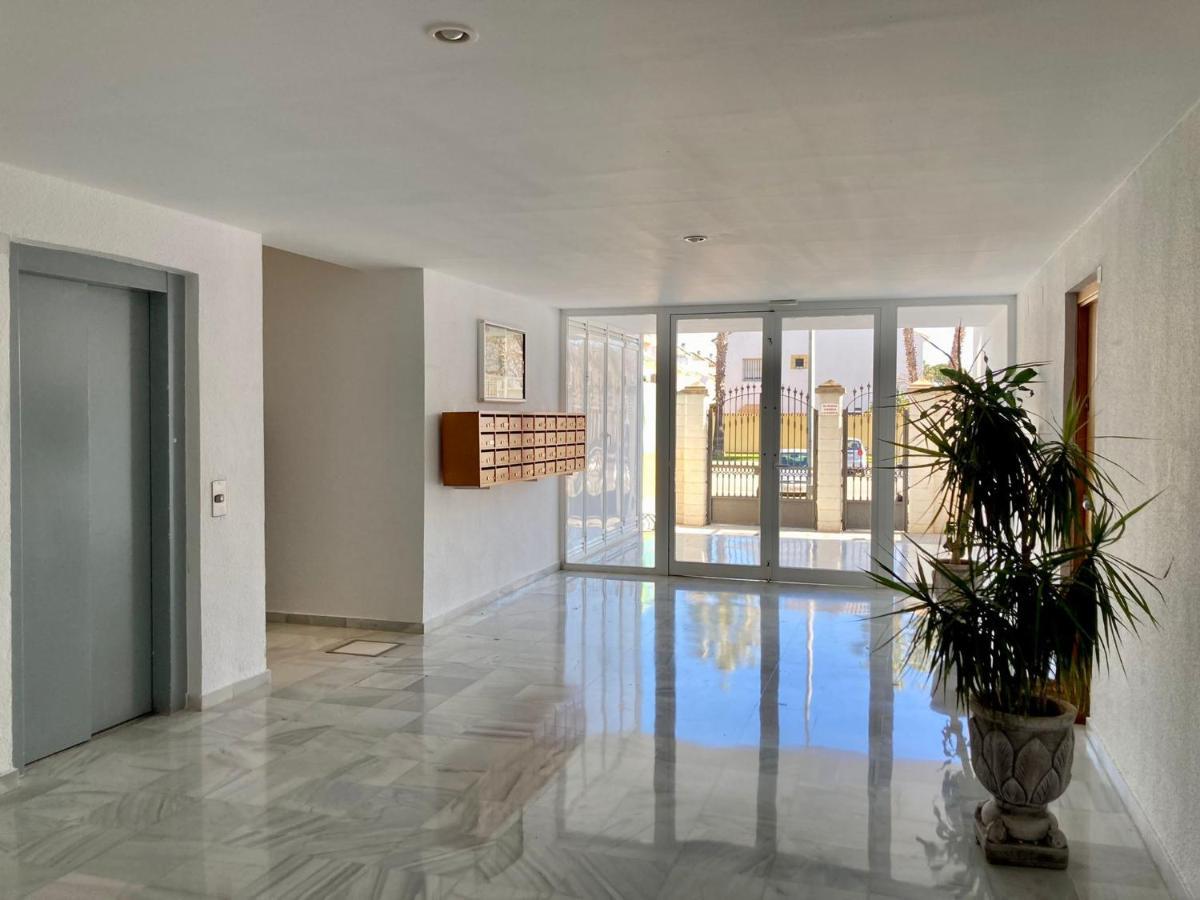 Atico Valdelagrana Playa - Aire Acondicionado Y Piscina Apartment เอลปูแอร์โต เด ซานตามาริอา ภายนอก รูปภาพ